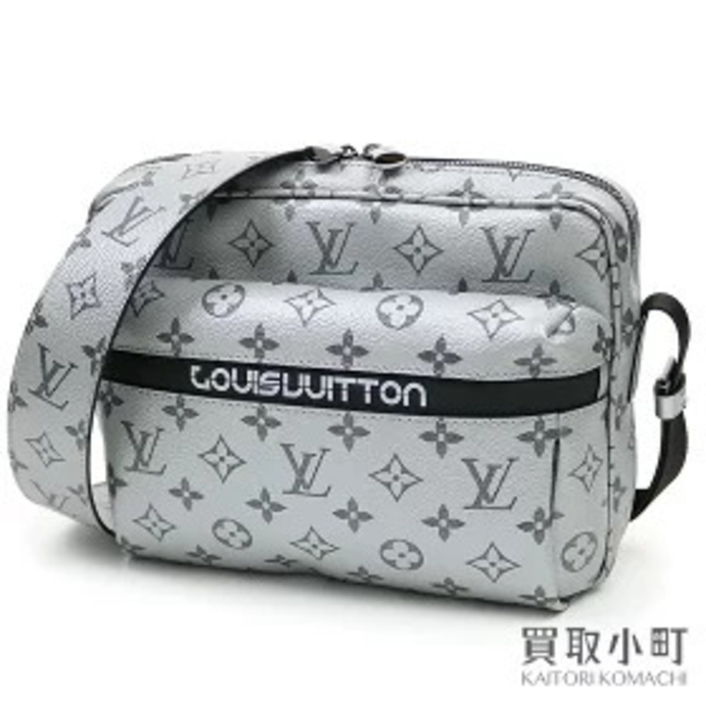 Louis Vuitton Messenger Monogram Reflect Shoulder Bag Crossbody LV
